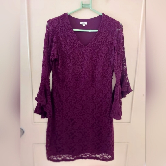 AND Dresses & Skirts - Dress with butterfly sleeves